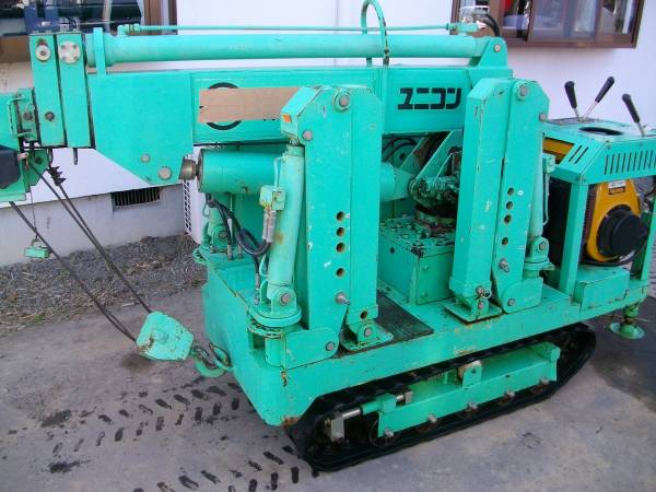 カニクレーン　リモコン付　５段　2.3t吊　売切り