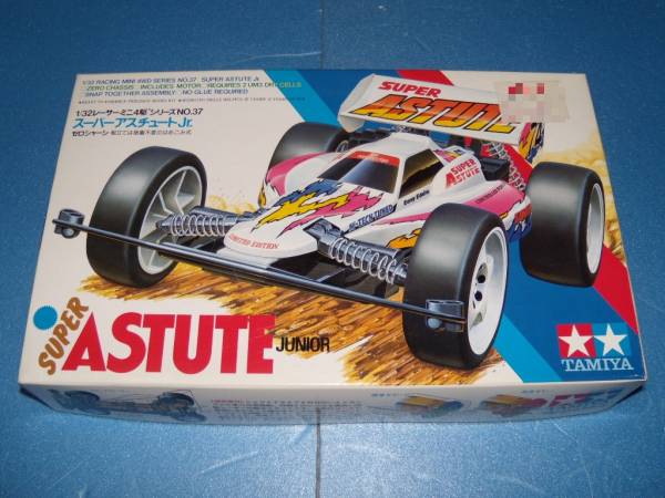 絶版 レーサーミニ四駆キット スーパーアスチュートJr_1