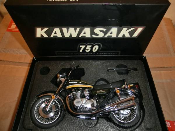 1/12 Wit's KAWASAKI 750RS 難あり