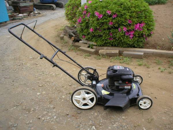 ５馬力エンジン！芝、草刈り機