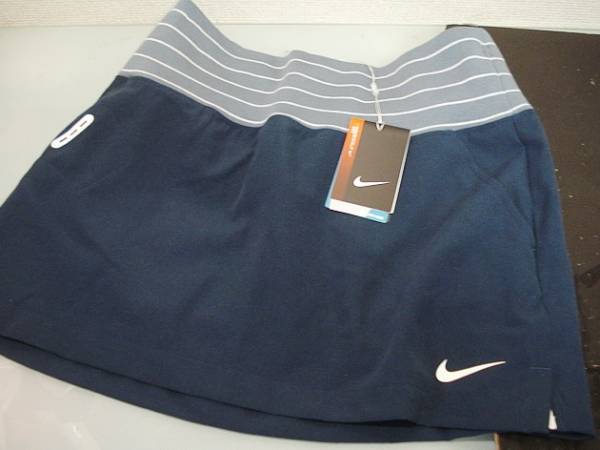 1453♪♪ナイキ　スポーツ スコート レディス/ゴルフ　85cm