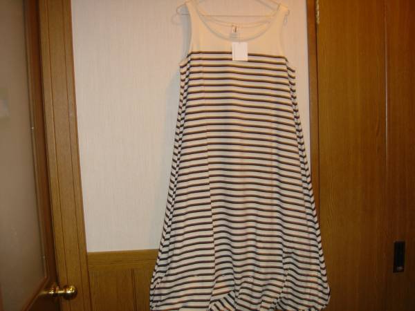 新品タグ付き　アデュートリステス　LOISIR　ワンピース 18900
