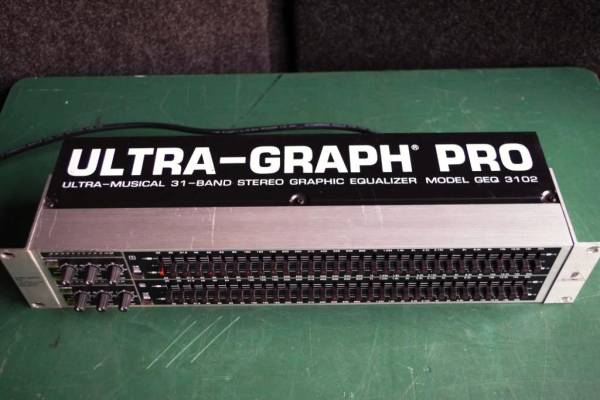 ベリンガーイコライザー中古品