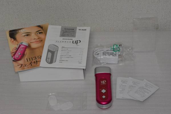 【美品】YA-MAN ヤーマン フェイササイズ ＵＰ ピンク