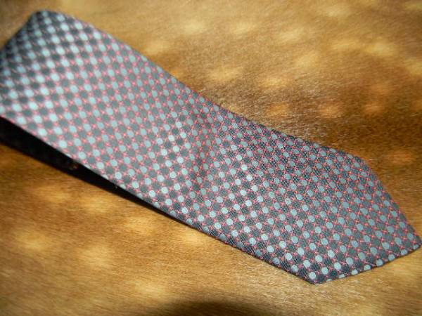 ★新品同様★バーバリーシルク100％ネクタイ★