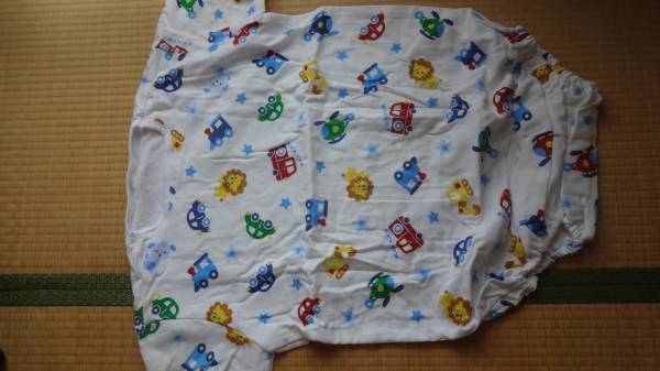 大人用　ロンパース　Ｌ～ＬＬサイズ　綿１００％　乗物と動物