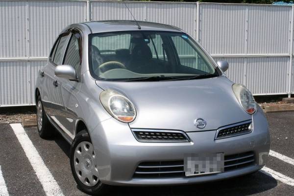 Ｈ１９ニッサン　マーチ１２Ｓ＋ＮＡＢＩＨＤＤ☆乗って帰れます