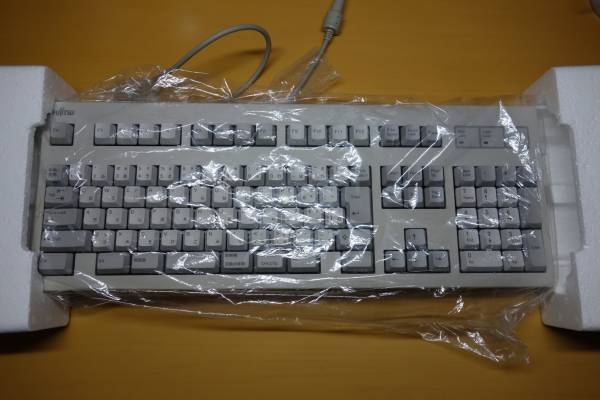 富士通コンポーネント FUJITSU FMV-KB311 N860-8520-T207(新品)(PS/2