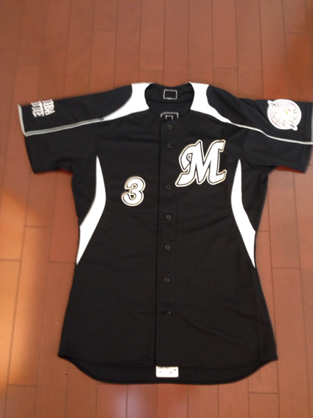 2011ロッテビジターユニホーム工藤選手3番