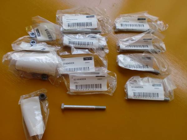 Ferrari　　５１２TR　エキゾーストボルト、ナット