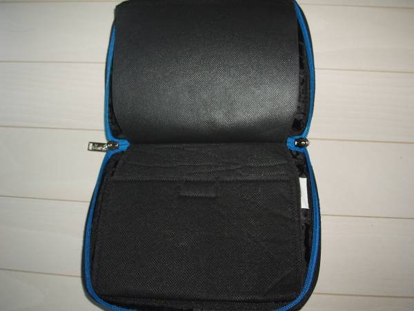 北海道日本ハムファイターズ ピンバッジ収納バッグ 応援グッズ 売買されたオークション情報 Yahooの商品情報をアーカイブ公開 オークファン Aucfan Com