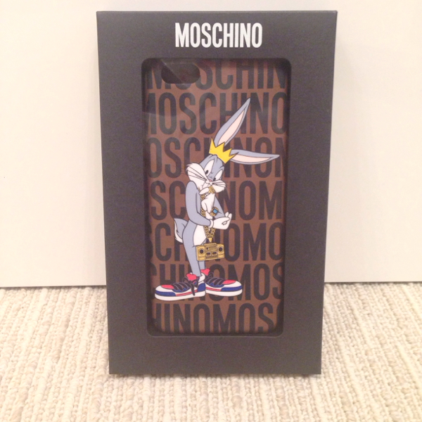モスキーノ バックスバニー Iphone6plus用ケース Iphone 6 Plus用 売買されたオークション情報 Yahooの商品情報をアーカイブ公開 オークファン Aucfan Com