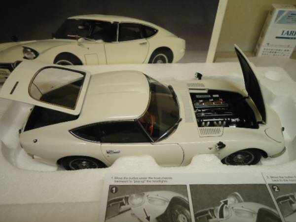 TOYOTA２０００GT.COUPE　１：１８