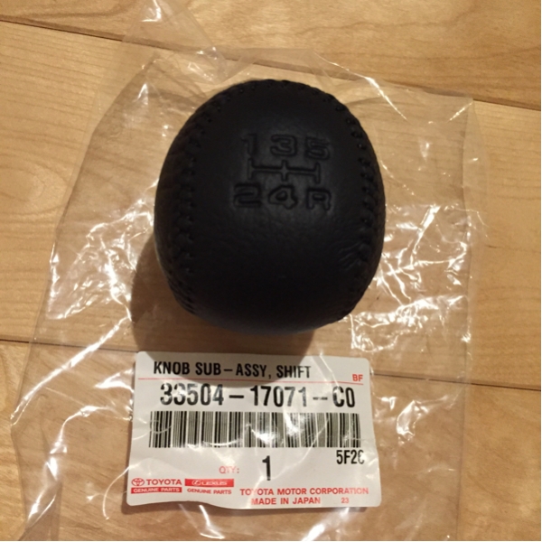おこめさん　 ☆新品☆トヨタ純正 MR2 SW20 シフトノブ 33504-17071-C0(純正品