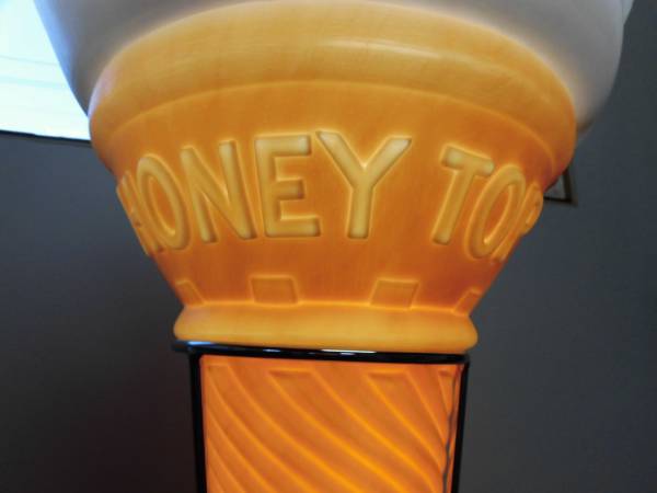 HONEY TOP☆ソフトクリームスタンドライト看板照明 L21(置型、自立看板 