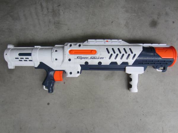 ☆Nerf スーパーソーカー ハイドロキャノン 水鉄砲②
