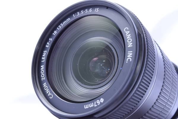 ★超美品★キャノン CANON EF-S 18-135mm F3.5-5.6 IS フード付