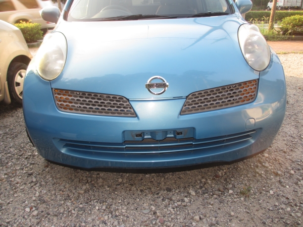 良品　K12 　マーチ 　前期　 純正　フロントバンパー