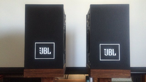 美品 JBL J216PRO メンテナンス改造品 自作スタンド付き(スピーカー