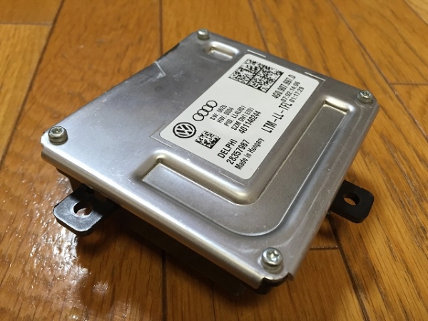 AUDI Q3 キセノン バラスト RS Sライン