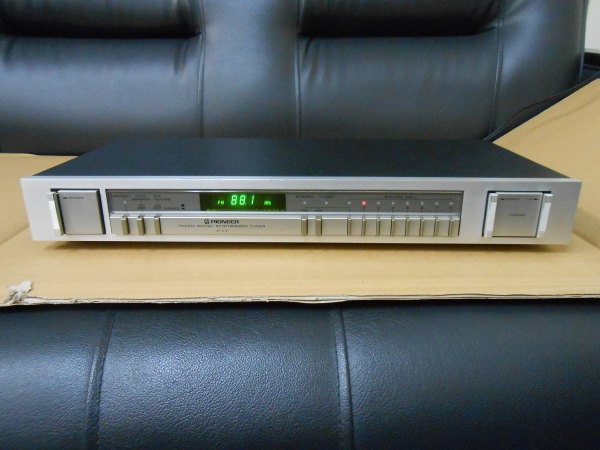 PIONEER パイオニア FM/AM デジタルチューナー F-Y7 中古(チューナー