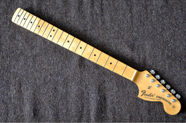 Fender ST68 ネック 貼りメイプル ラージヘッド ストラト JH(ネック