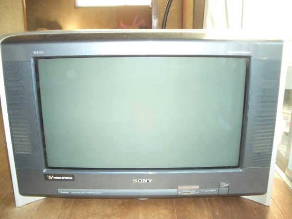 SONY KD－28HR500 使用中の商品です