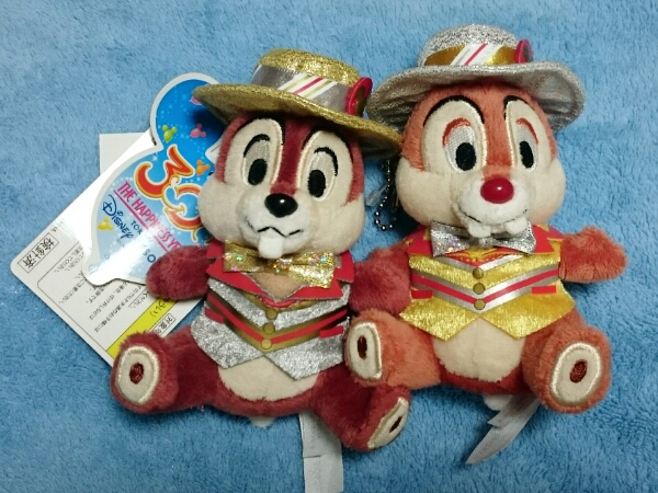 ディズニー♪ぬいぐるみバッジ 30周年 チップ&デール TDL TDR