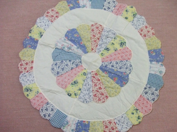 アンティーク　パッチワークキルト　マット☆ラバードール