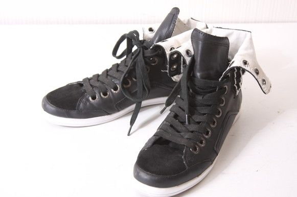 トゥルーレリジョン BIG T デニム レザー スニーカー US9.5 /B45