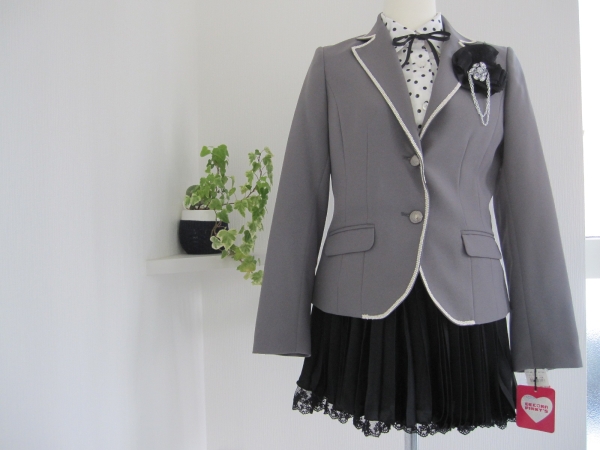 同時購入用 デコラピンキーズ 新品 スーツ(160)卒業式結婚式発表会