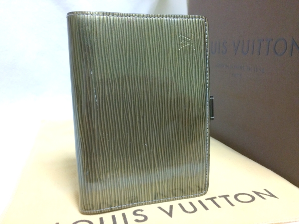 限定ライン ヴィトン サイバー エピ 手帳カバー アジェンダ 貴重