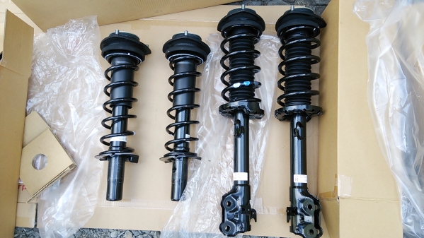 ホンダS660純正サスペンション　フロント　リア　　納車前外し