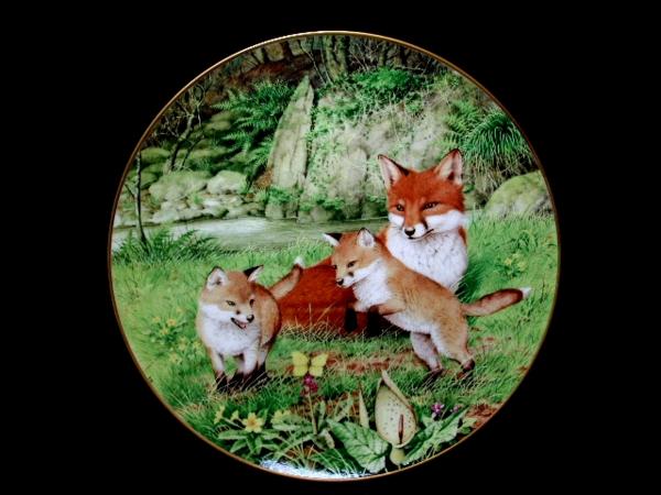 □フランクリンミント 「蝶を追うキツネ」