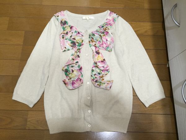 チェスティ フラワーリボンデザイン カーディガン