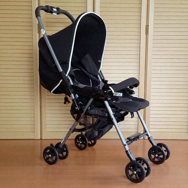 新品未使用コンビベビーカーウェルフラットワイドＡ型１２０７１
