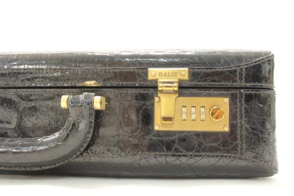 BALLY 総ワニ革クロコダイル アタッシュ書類バッグ 黒 クロコ