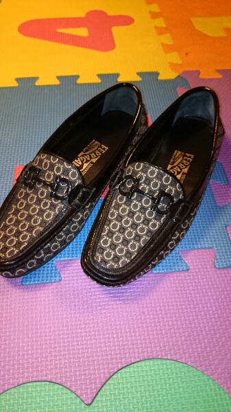 Ferragamo（スリッポン⁄モカシン）のフリマアイテム一覧 Salvatore 