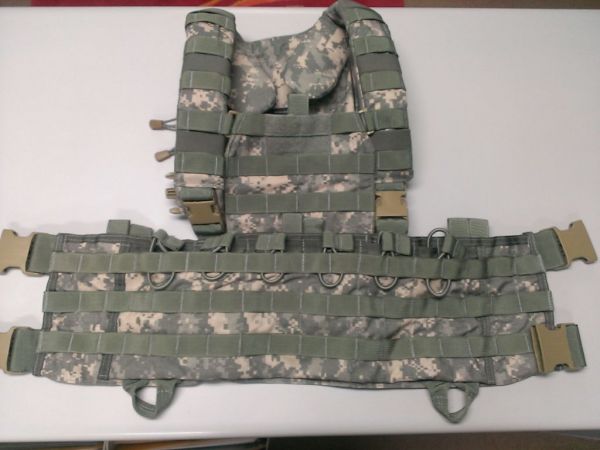 Tactical Assault Gear グラディエーターチェストリグ EAGLE LBT