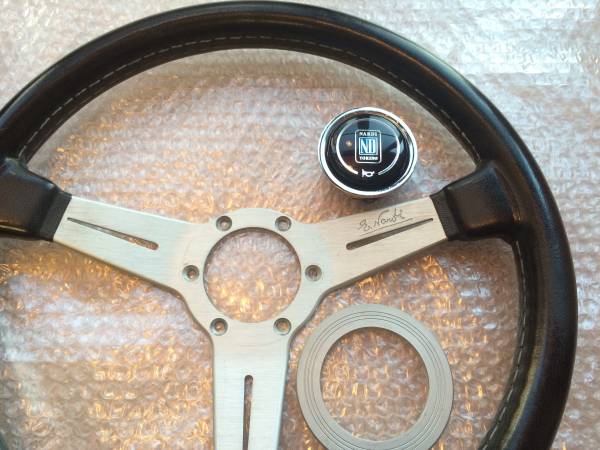 正規品 NARDI ナルディ クラシック レザー ステアリング 36φ シルバー ナルディ クラシック レザー シルバー 36 ステアリング NA NB NC 当時