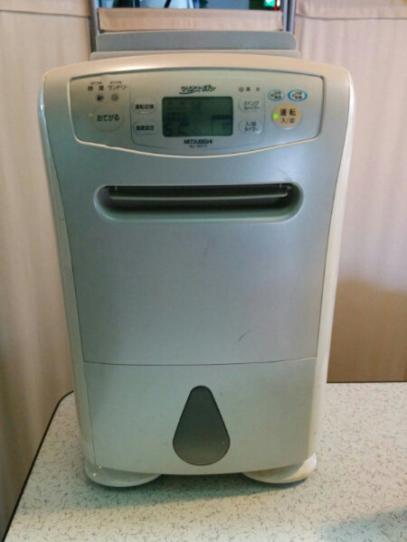 MITSUBISHI 三菱 除湿機 三菱電機 MJ-180TX-C 公式通販 マイナスイオン