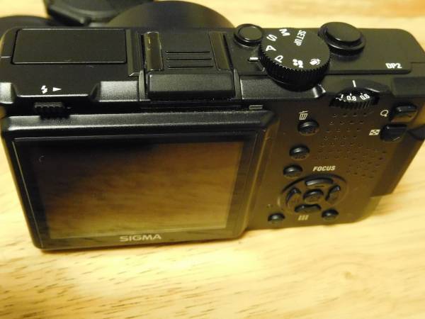 SIGMA DP2◇フード◇自動開閉キャップ◇バッテリー4個付き