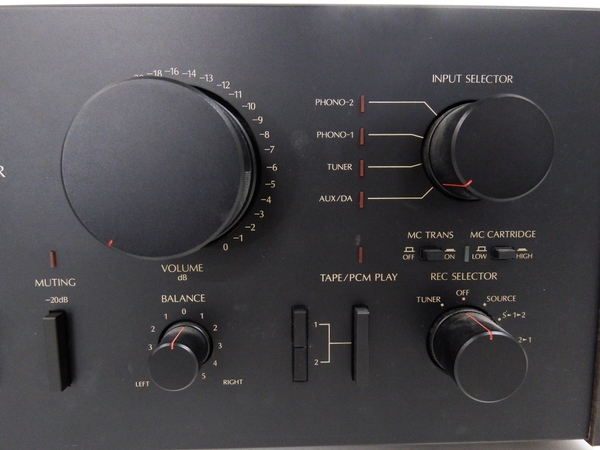 ジャンク Sansui AU-D907G EXTRA プリメイン アンプ F1674884 AU-D907