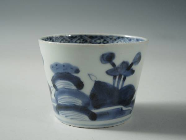 ◇栄◇古伊万里 染付 花蝶 蕎麦猪口 無傷完品 江戸後期 31n65 ◇栄◇古