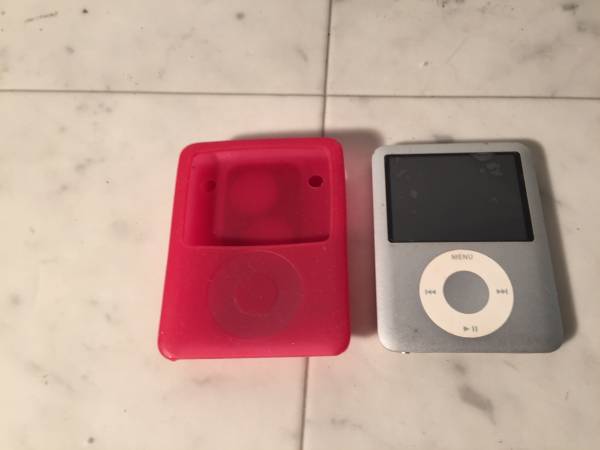 Apple アップル iPod A1236 4GB シルバー