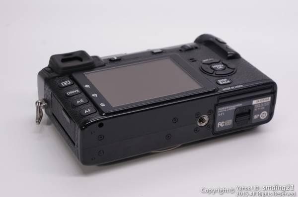 ★新品級★フジフィルム FUJIFILM X-E1 ボディ ブラック