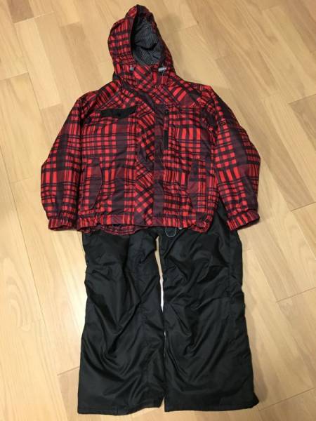 調節機能付き★スキーウエア上下セット★サイズ１２０★USED