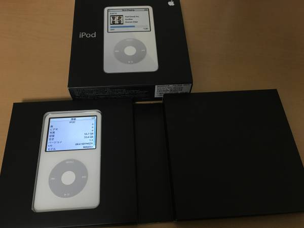 美品 iPod 第5世代 MA003/A 白 White 60GB 中古 動作確認済