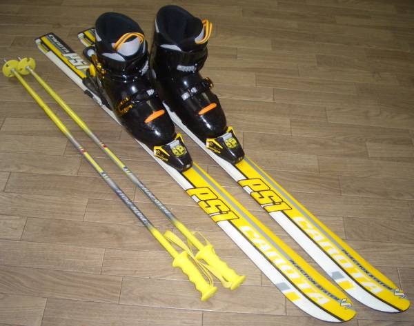 ☆美品☆DYNASTAR157cm LANGE 大人用カービングスキー4点SET