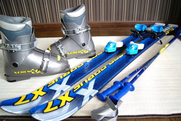 子供用☆XERES スキーセット 128cm+靴24cm☆チューン済 スポーツ別 板